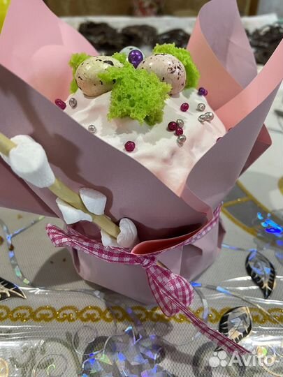 Пасхальный кулич и пасхальные десерты