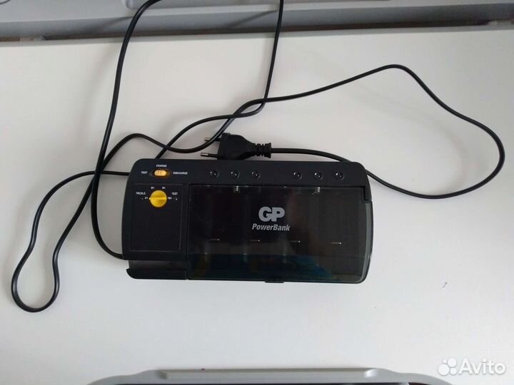 Зарядное устройство GP PowerBank PB320GS