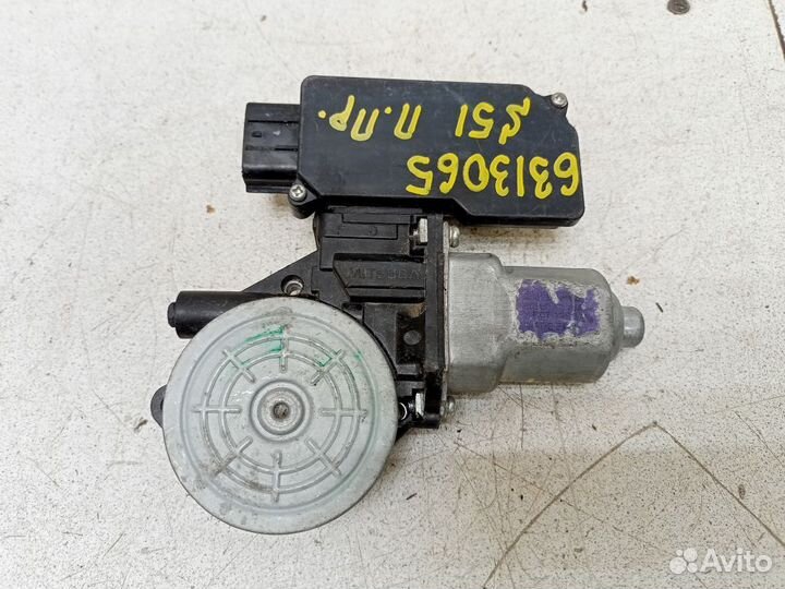 Моторчик переднего правого стеклоподъемника