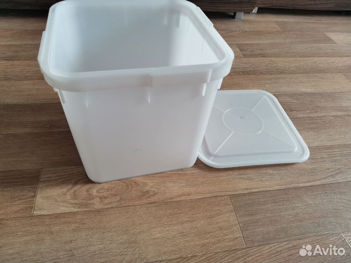 Контейнер пластиковый пишевой 23 литра