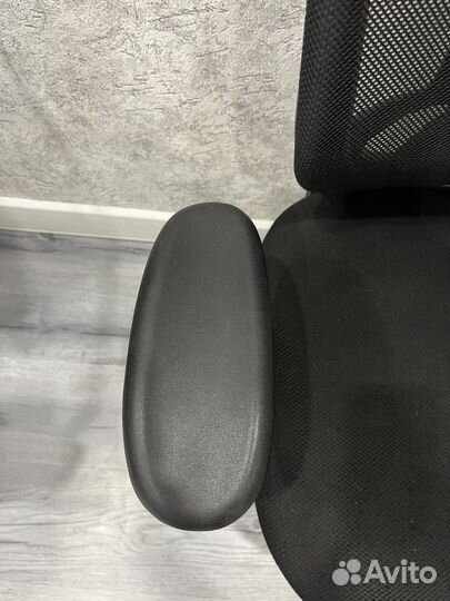 Компьютерное кресло