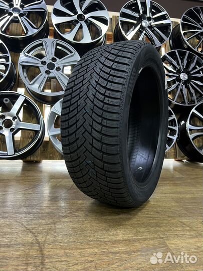 Pirelli Scorpion All Season SF2 235/60 R16 106V