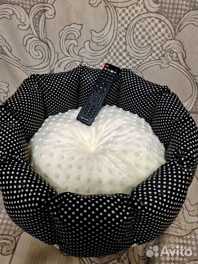 Лежанки для собак