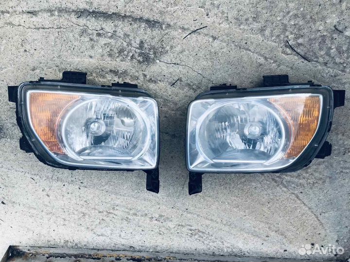 Фары Honda element (2003-2006)