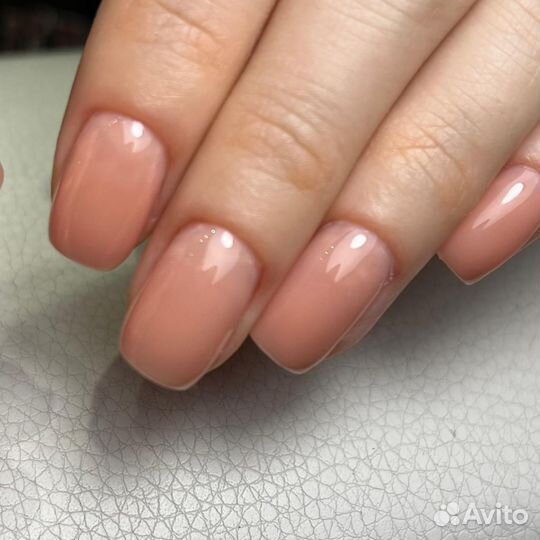 Маникюр и педикюр