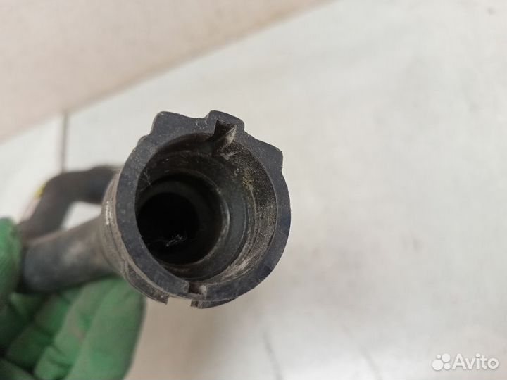 Патрубок системы охлаждения