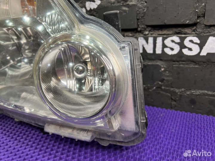 Фара правая Nissan X-Trail NT31-109086 mr20de 2010