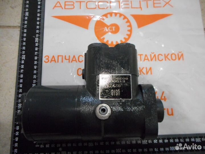 Насос-дозатор (шпонка) TLF1-E1000C xcmg LW500F 803