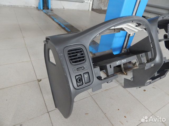 Торпедо Nissan NP300 68100VK60A 2013