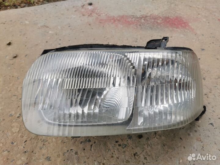Фара ford maverick