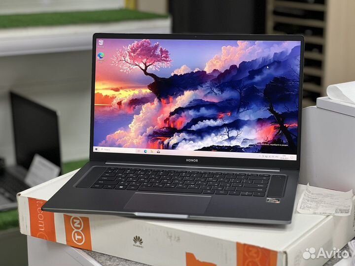 Новый с чеком Honor MagicBook 16 HYM-W56 R5-5600H