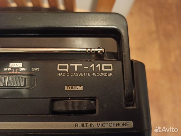 Радио Sharp QT-110