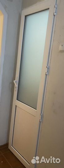 Двери пластиковые бу
