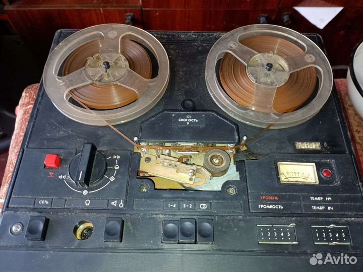 Катушечный магнитофон Яуза
