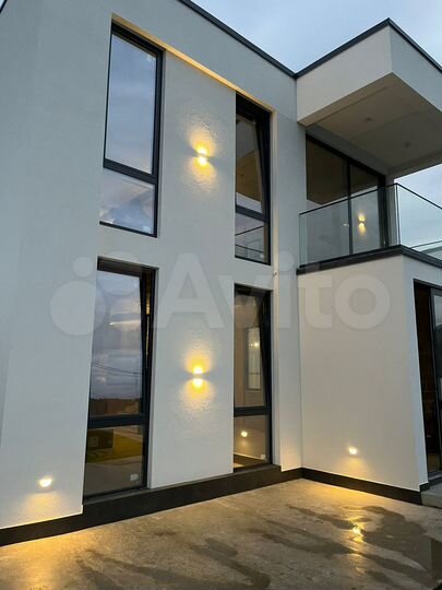 Коттедж 185 м² на участке 4 сот.