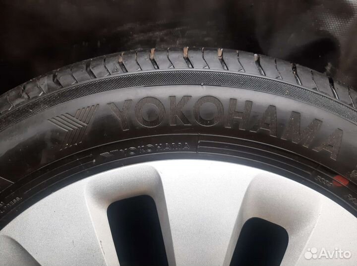 Yokohama BluEarth-ES ES32 205/55 R16 91V