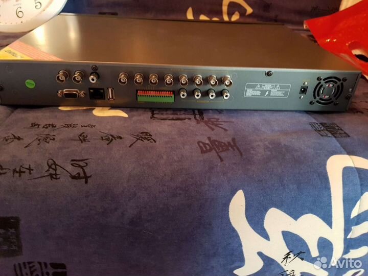 Видеорегистратор гибридный на 8 камер