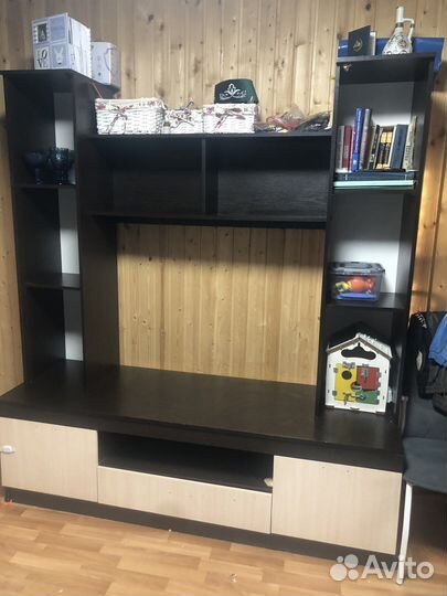 Тумба под телевизор на дачу