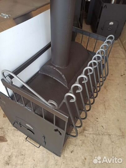 Печь для бани Паровозик 600 бак слева