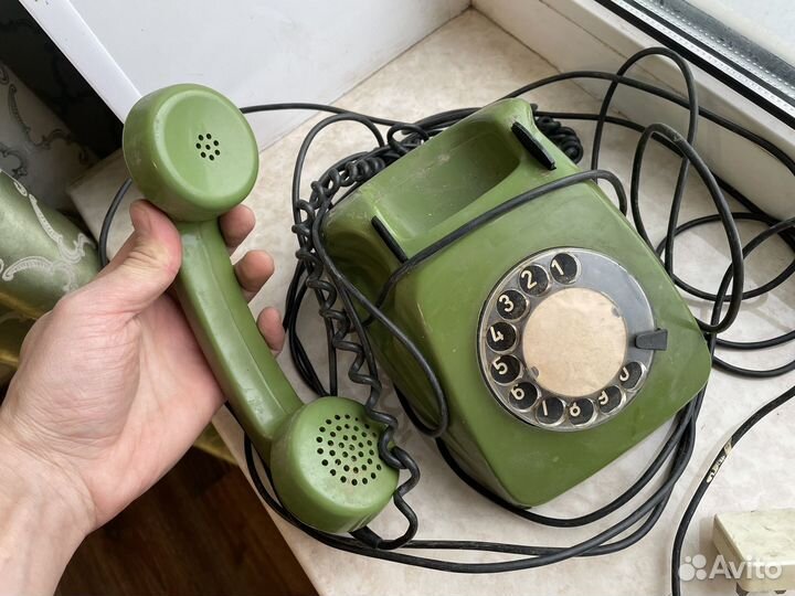 Телефон карболитовый стационарный 1993 год