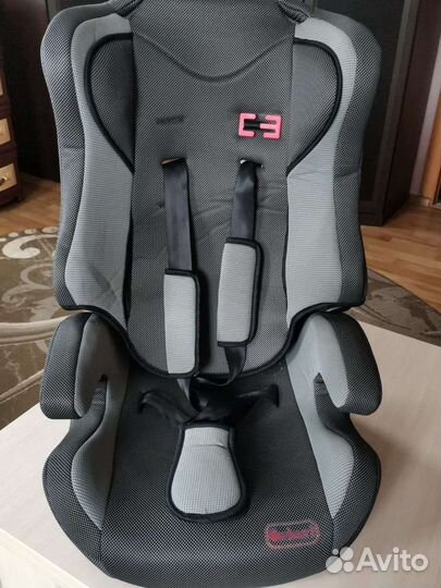 Детское автокресло