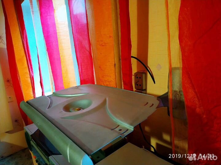 Подставка настенная для TV