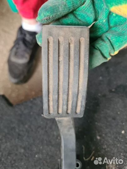 Педаль газа Ford Focus 2 kkda 2008