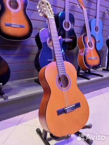 Гитара Valencia VC203