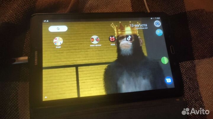 Samsung Tab E