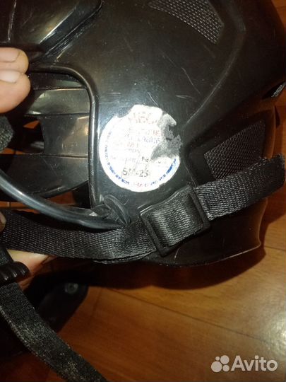 Шлем хоккейный детский