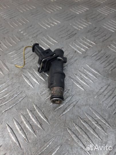 Форсунка Fiat Ulysse минивэн 2.0 RFN 2003