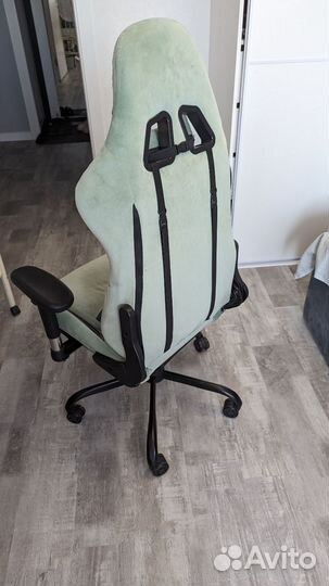 Компьютерный стул