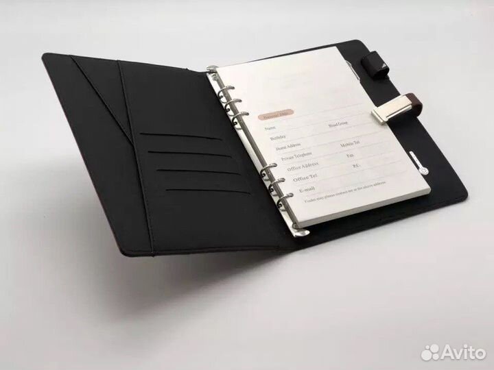 Ежедневник с беспроводной зарядкой
