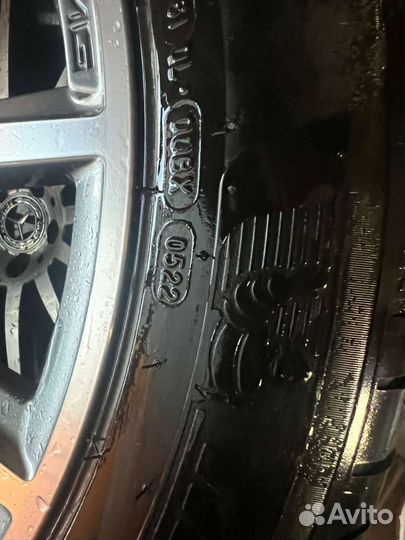 Колёса r22 Мерседес амг оригинал,разноширокие лето