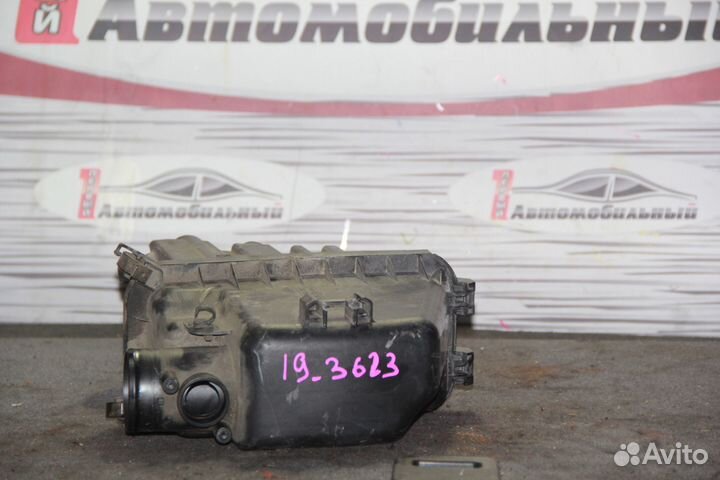 Корпус воздушного фильтра c Toyota Raum NCZ20 1NZ