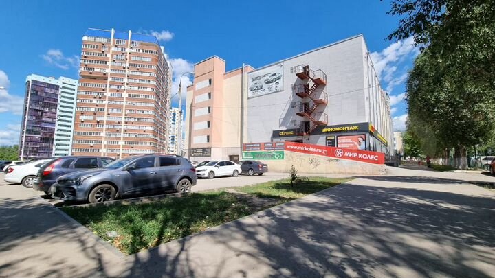 Пространство 1100 м² под офис /торговлю / услуги