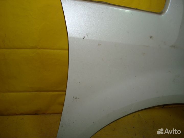 Крыло правое Mitsubishi Delica d5 CV5W