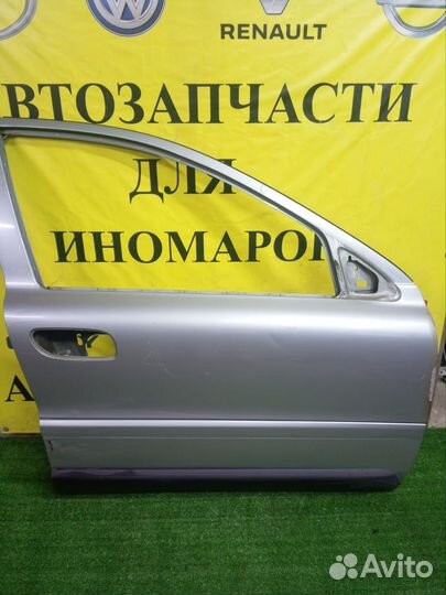 Дверь передняя правая Volvo XC 70
