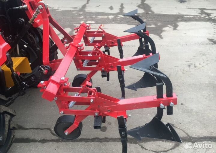 Окучник (культиватор-пропольник) 3-х секционный