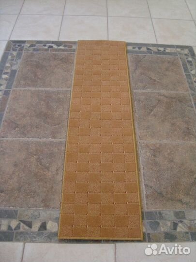 Коврик 123см Х 32см