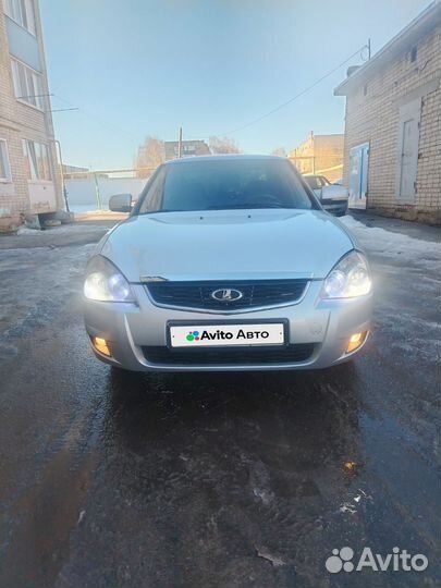 LADA Priora 1.6 МТ, 2009, 180 000 км