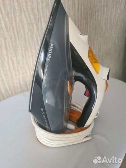 Паровой утюг Philips