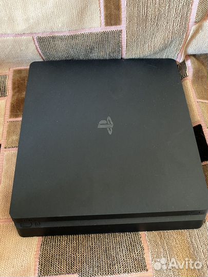 Sony PS4 slim