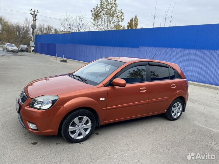 Kia Rio 1.4 AT, 2010, 137 000 км