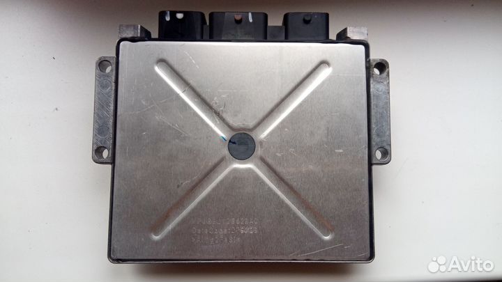 Блок управления двигателем Volvo