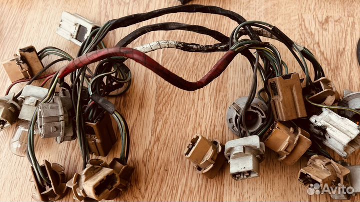 Фары в разборе Skyline R34