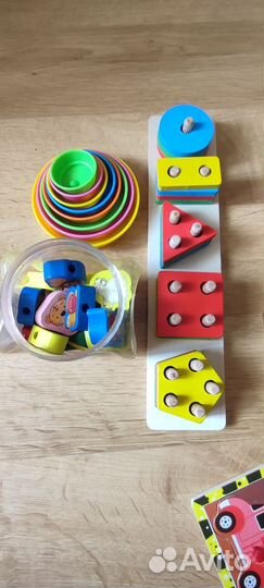 Развивающие игрушки пакетом