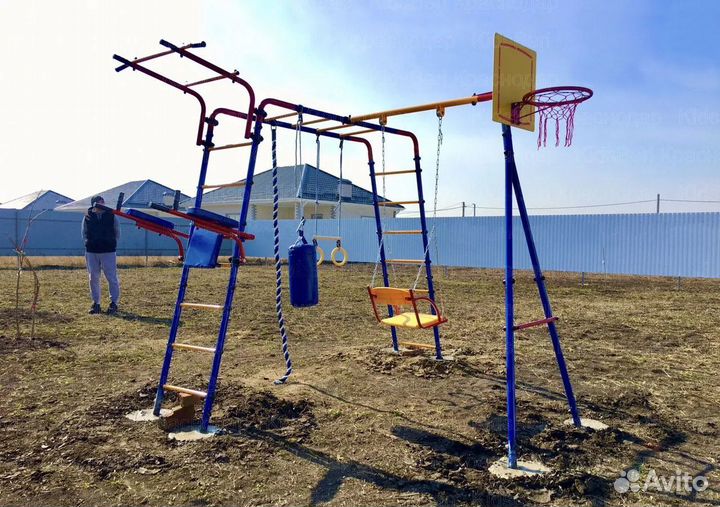 Детская спортивная площадка