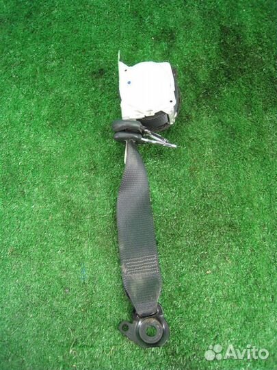 Ремень безопасности задний правый Toyota Yaris P1