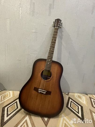 Акустическая гитара